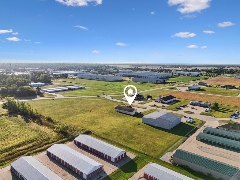 More Photos Of 3620 Flint Ridge Dr, Burlington General Retail For Sale