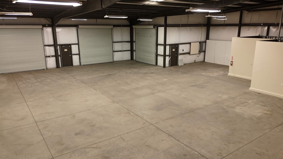 More Photos Of 1465 Atlanta Ct, Turlock Warehouse For Lease