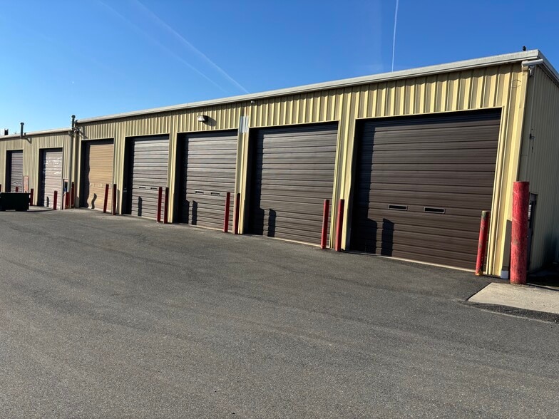 More Photos Of 706 Pulaski Hwy, Joppa Auto Repair For Lease