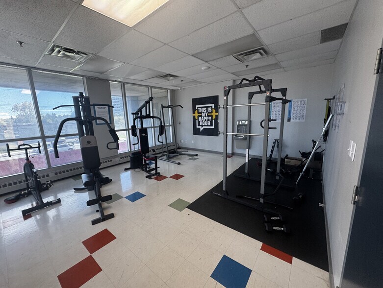 More Photos Of 1450-1470 Midland Ave, Toronto Apartments For Lease