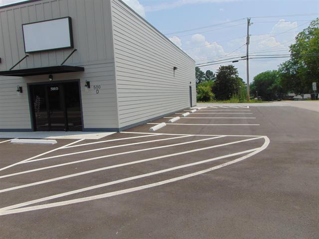 More Photos Of 500 E 2nd St, Sheffield Specialty For Sale