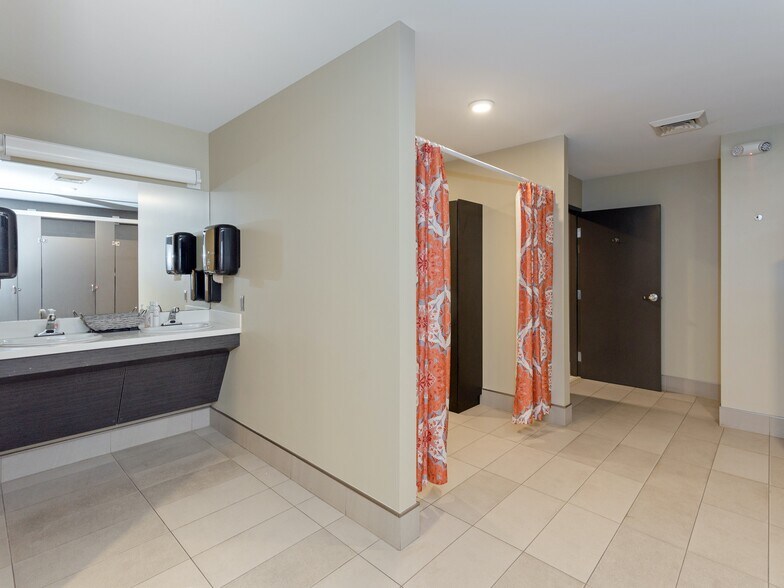 More Photos Of 220 Continuum Dr, Fletcher Research And Development For Sale