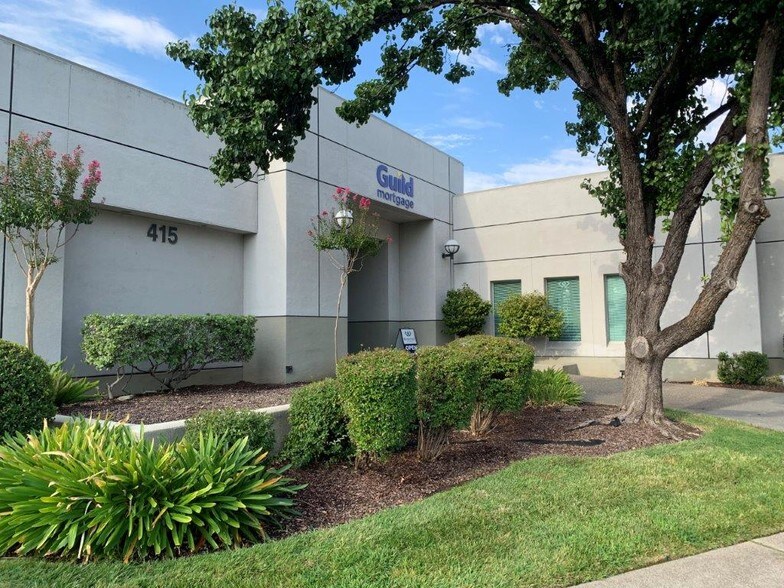 More Photos Of 415 Knollcrest Dr, Redding Office For Sale