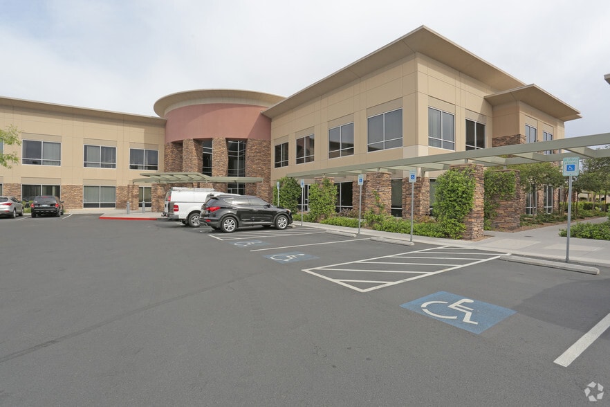 More Photos Of 871 Coronado Center Dr, Henderson Coworking Space