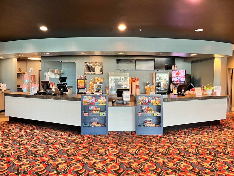 More Photos Of 1060 Mariners Dr, Warsaw General Retail For Sale