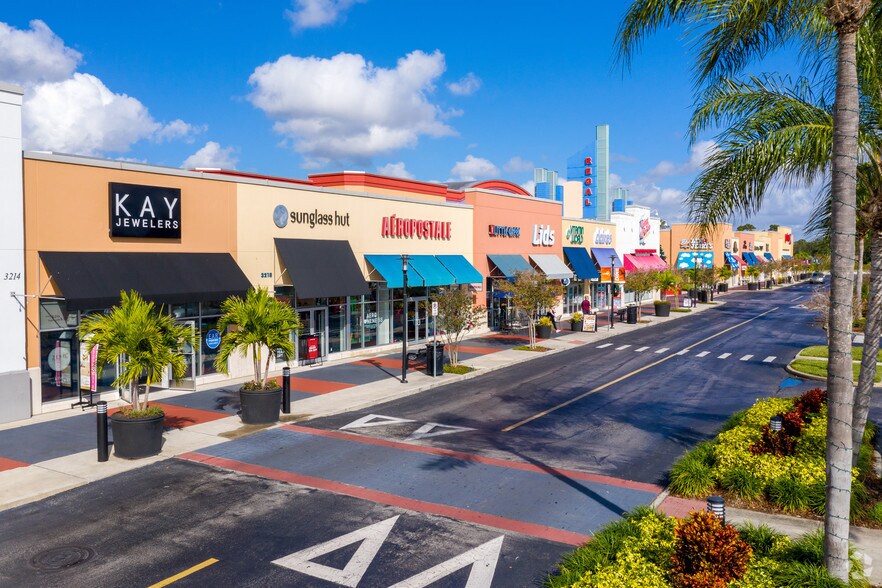 More Photos Of 3208 N John Young Pky, Kissimmee Unknown For Lease