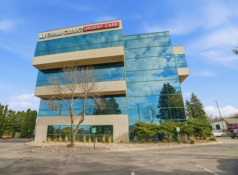 More Photos Of 941 Hillwind Rd NE, Minneapolis Medical For Sale