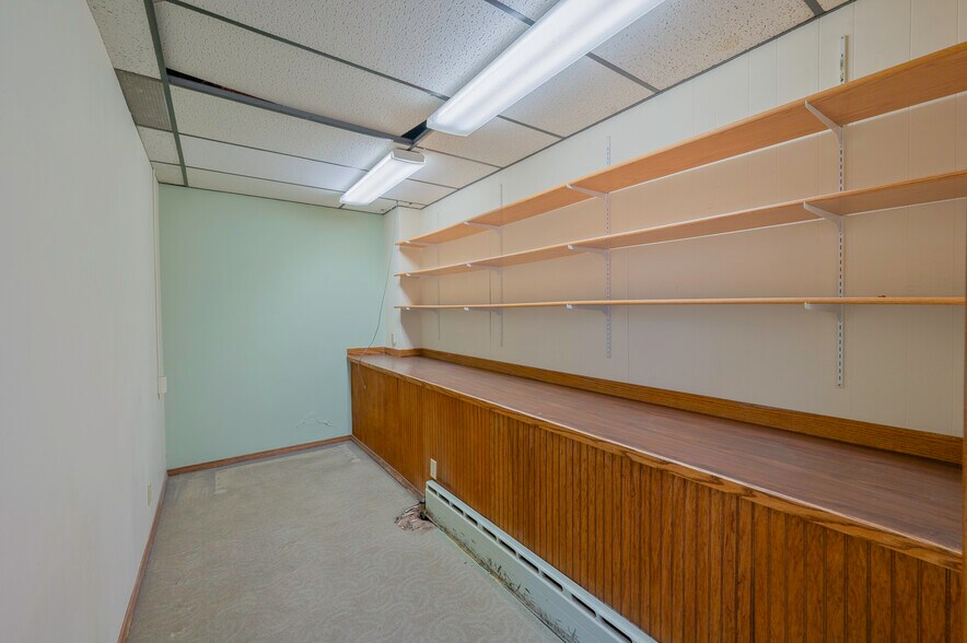 More Photos Of 300 Fuller ave, Helena Storefront For Lease