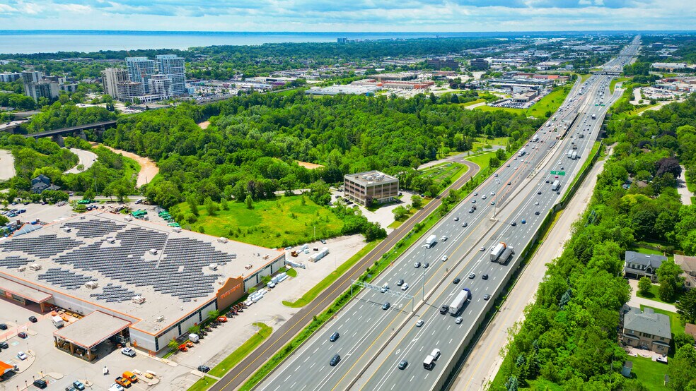 More Photos Of 627 Lyons Ln, Oakville Office For Sale