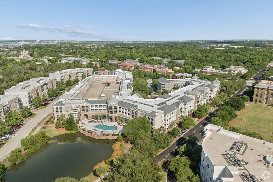 More Photos Of 211 River Landing Dr, Charleston Apartments For Lease