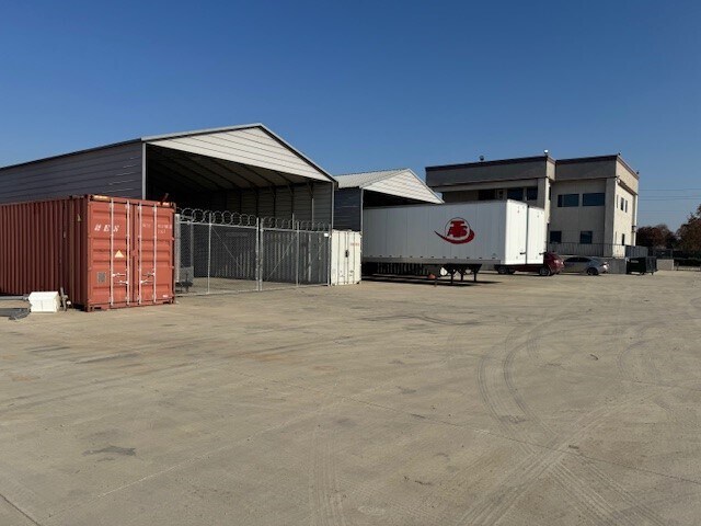 More Photos Of 2733 S Airport Way, Stockton Land For Lease