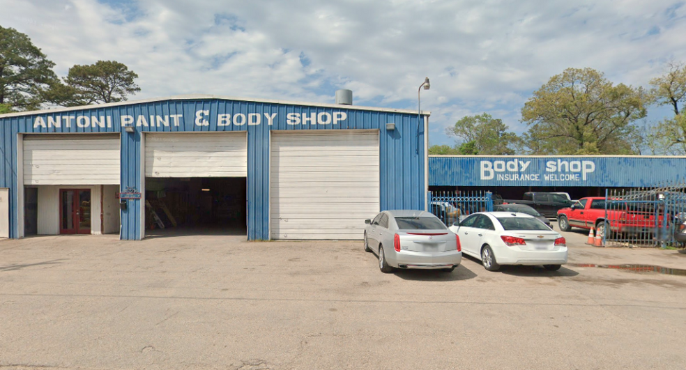 Primary Photo Of 4319 Tidwell Rd, Houston Auto Repair For Sale