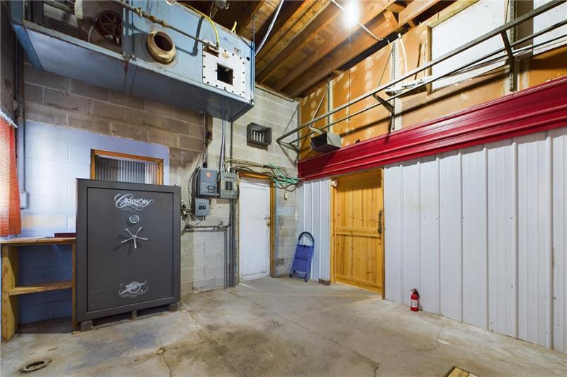 More Photos Of 221 Main St, Jetmore Auto Repair For Sale