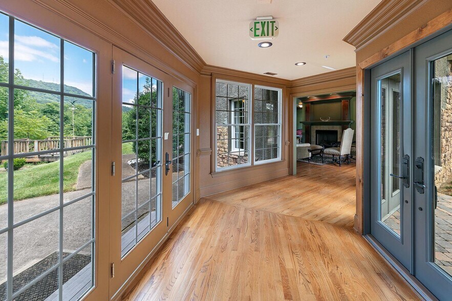 More Photos Of 1128 Saratoga Rd, Kingsport Lodge Meeting Hall For Sale