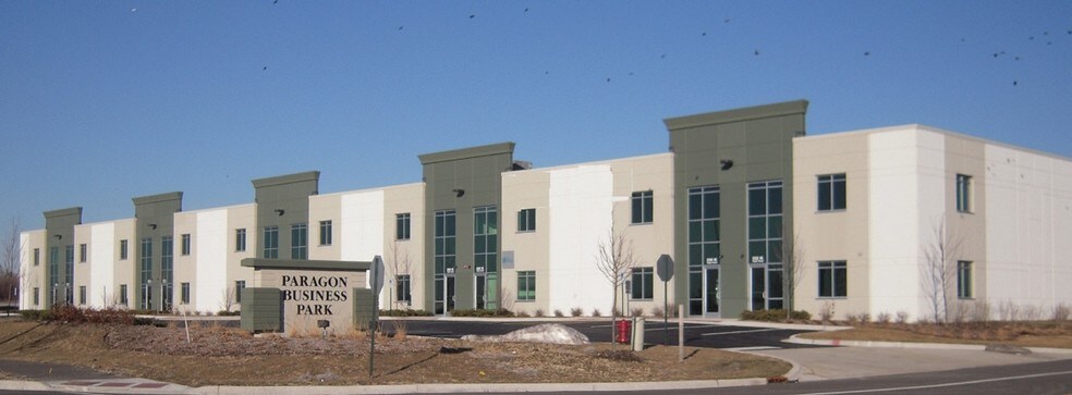 Primary Photo Of 552-588 W Taylor Rd, Romeoville Showroom For Lease