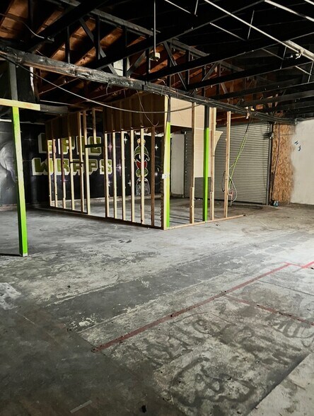 More Photos Of 4330-4332 E Belmont Ave, Fresno Storefront For Sale