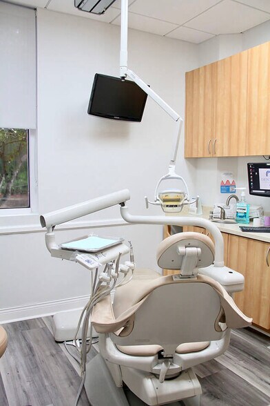 More Photos Of 10167 W Sunrise Blvd, Plantation Office Residential For Sale