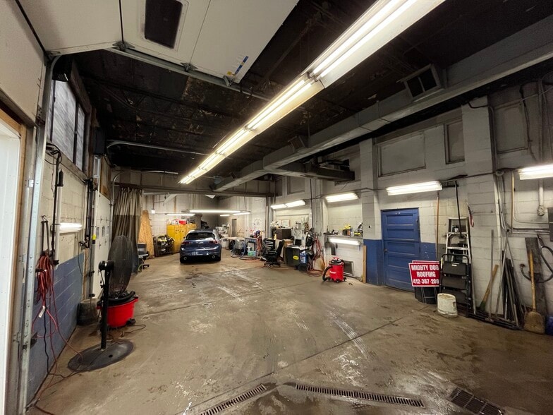 More Photos Of 3451 Leechburg Rd, New Kensington Auto Dealership For Sale