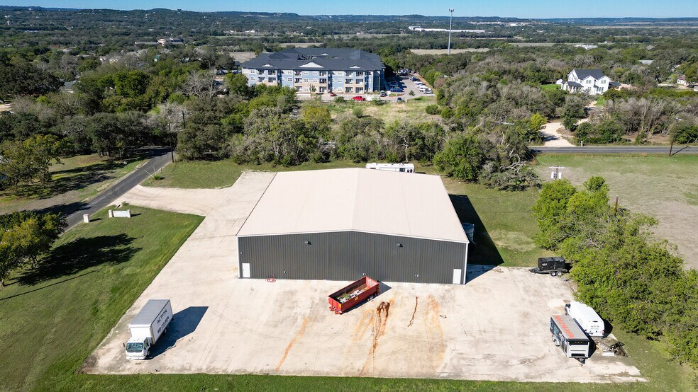 More Photos Of 2 Hill View Ln, Boerne Warehouse For Lease