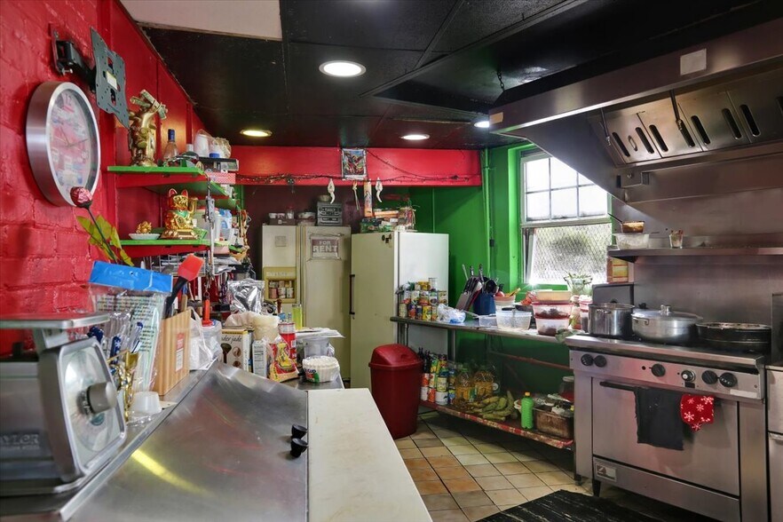 More Photos Of 701 Bingaman St, Reading Industrial For Sale