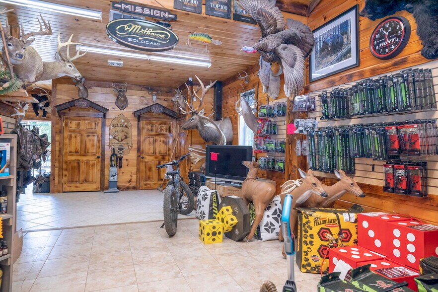 More Photos Of 121 Wood St, Middleborough Storefront Retail Residential For Sale