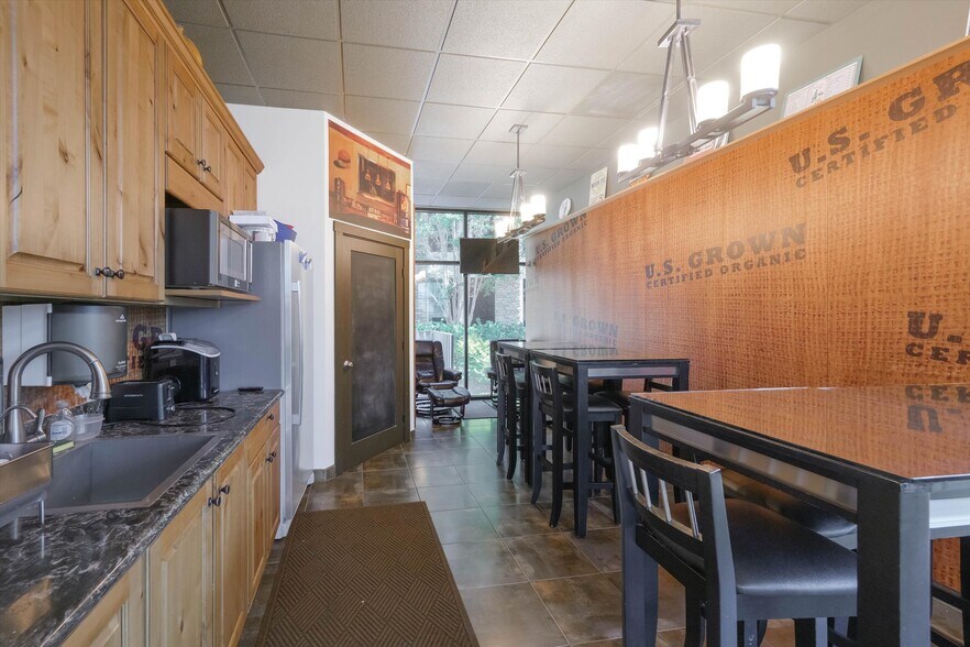 More Photos Of 3215 Old Conejo Rd, Newbury Park Medical For Sale