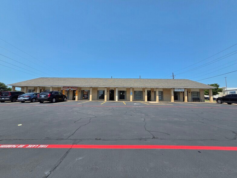 Primary Photo Of 2614-2618 Exchange Pl, Temple Office For Lease