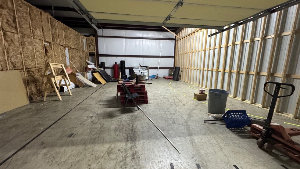 More Photos Of 3178 US-127 Hwy, Liberty Industrial For Lease