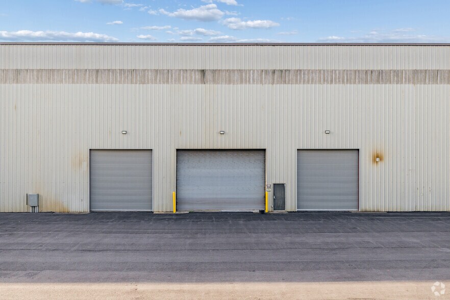 More Photos Of 3200 N Berkeley Lake Rd NW, Duluth Warehouse For Lease