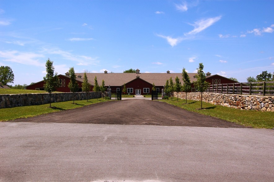 More Photos Of 199 Starr Ridge Rd, Brewster Village Horse Stables For Sale