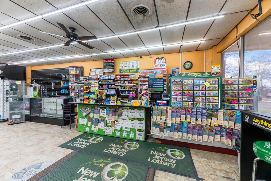 More Photos Of 234 Old Stage Rd, East Brunswick General Retail For Sale