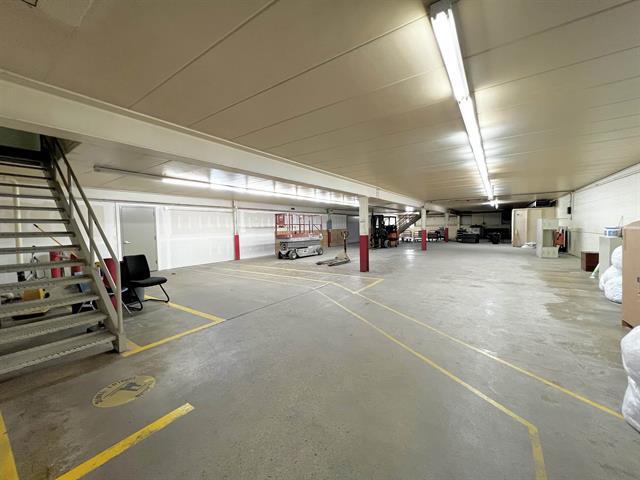 More Photos Of 805 Park Ave, Beaver Dam Industrial For Lease