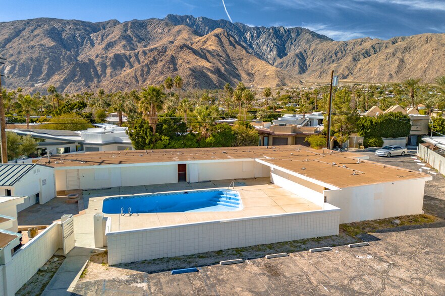 More Photos Of 2249 N Palm Canyon Dr, Palm Springs Hospitality For Sale