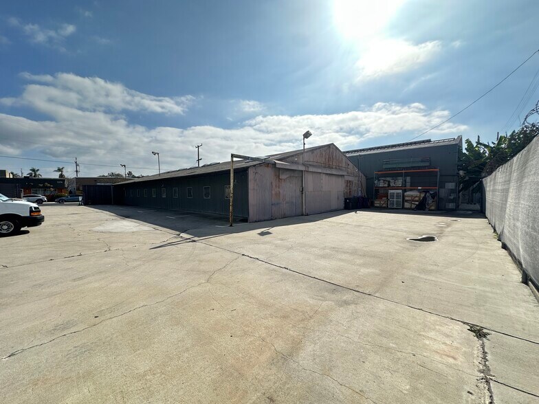 More Photos Of 1357 Coronado Ave, Long Beach Warehouse For Lease