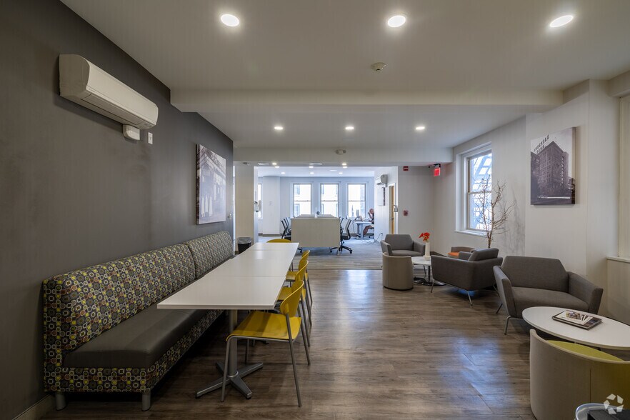 More Photos Of 1087 Elm St, Manchester Office For Lease