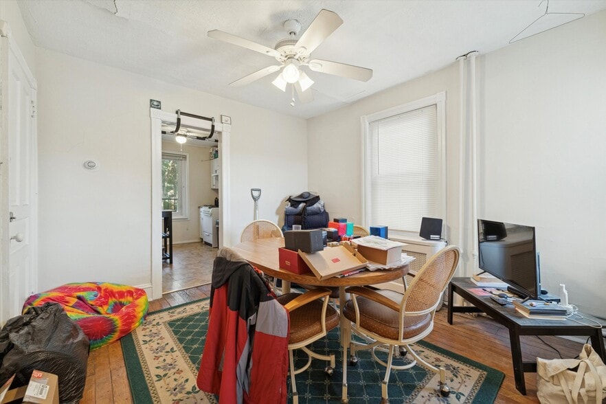 More Photos Of 222 Lippincott Ave, Ardmore Apartments For Sale