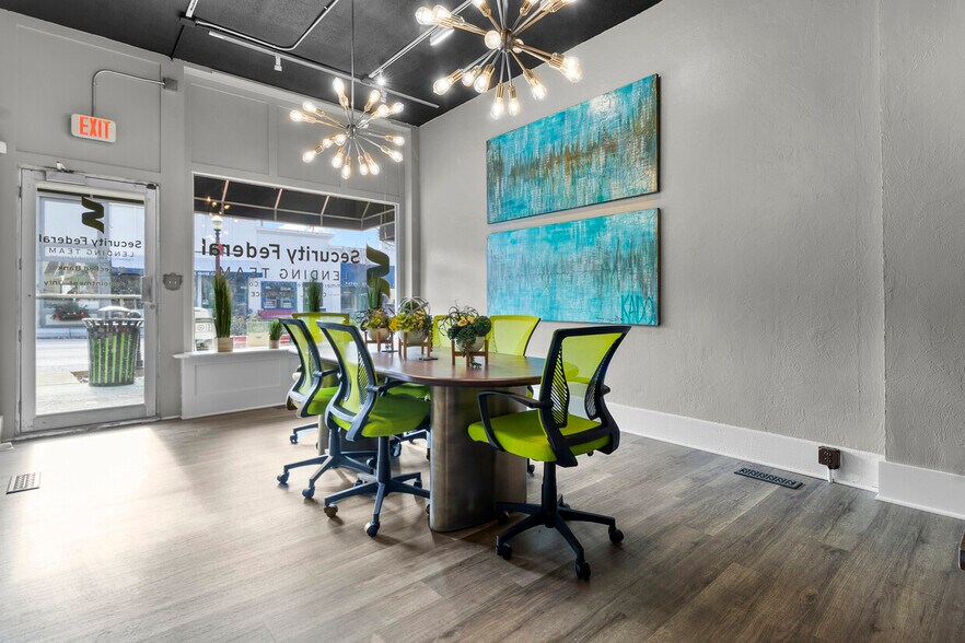 More Photos Of 12 W Main St, Carmel Loft Creative Space For Lease