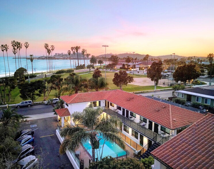 Primary Photo Of 421 S Milpas St, Santa Barbara Hotel For Sale