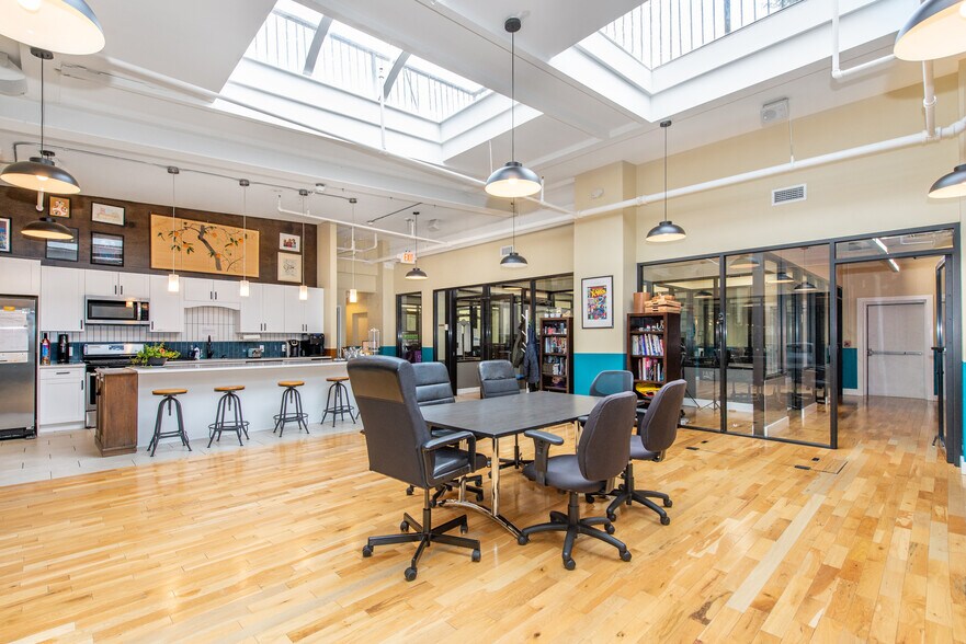 More Photos Of 156-160 19th St, Union City Office For Sale