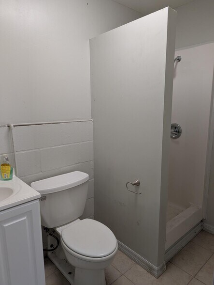 More Photos Of 10905 S US Highway 41, Gibsonton Unknown For Lease