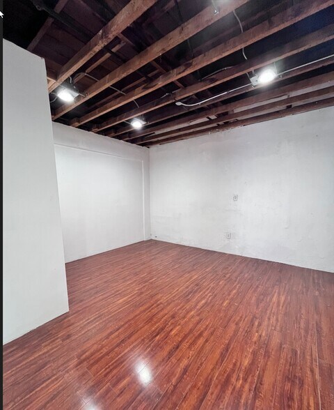 More Photos Of 2500-2514 Cesar E Chavez, Los Angeles Storefront For Sale