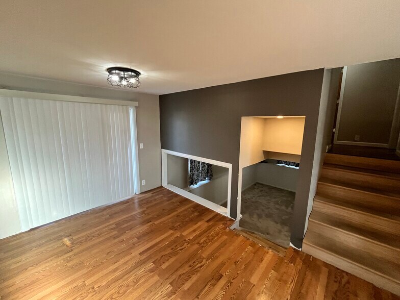 More Photos Of 260 Calumet St, Oswego Office For Sale