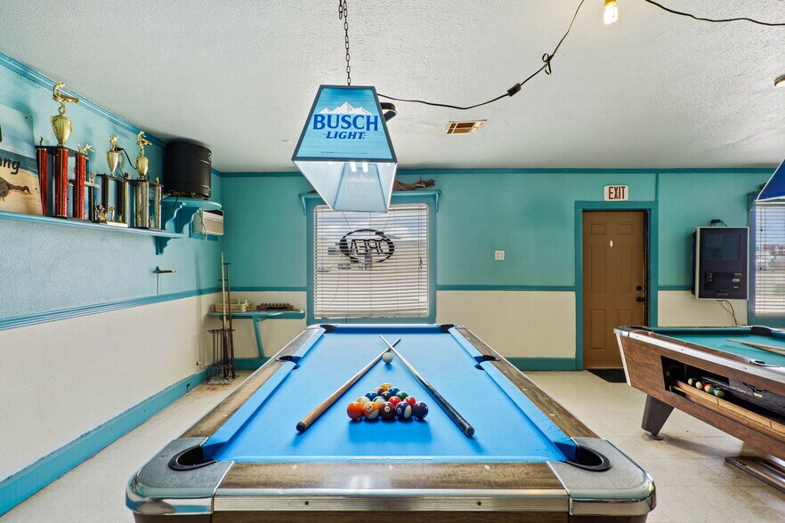 More Photos Of 12605 Highway 6, Santa Fe Bar For Sale