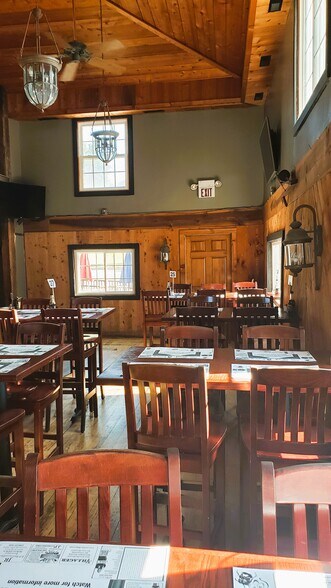 More Photos Of 8148 Main St, Garrettsville General Retail For Sale