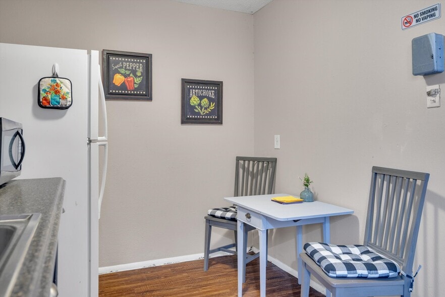 More Photos Of 4005 Rufe Snow Dr, North Richland Hills Medical For Sale