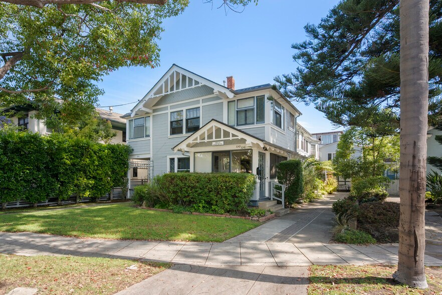More Photos Of 1042-1052 Adella Ave, Coronado Apartments For Sale