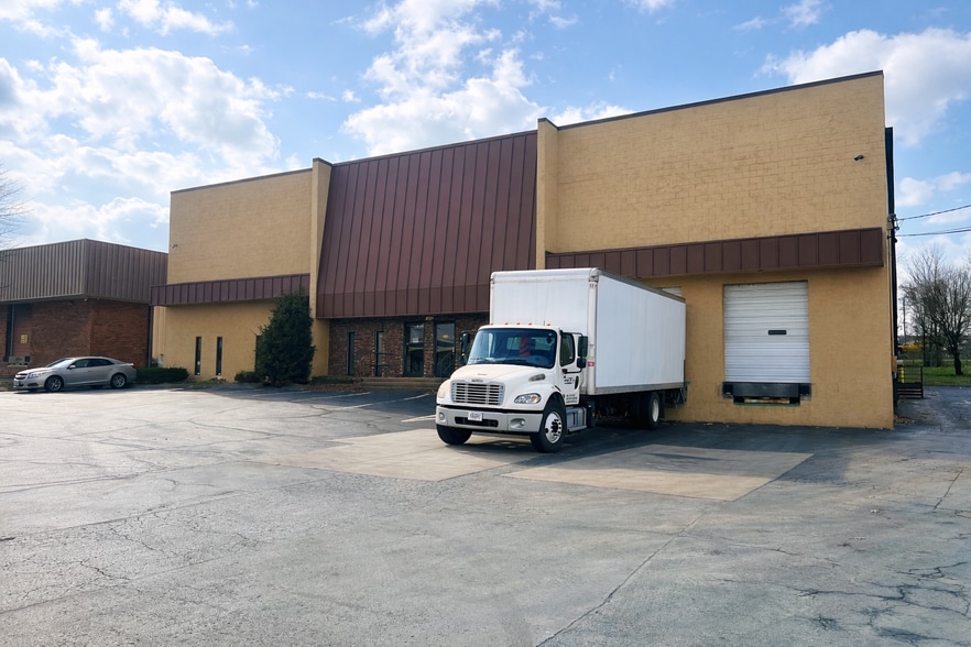 More Photos Of 3721 Vulcan Dr, Nashville Warehouse For Lease