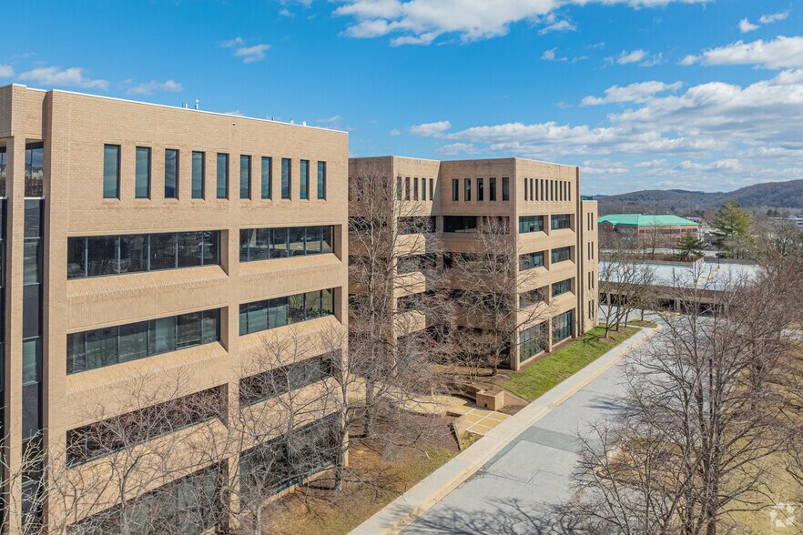 More Photos Of 11311 McCormick Rd, Hunt Valley Office For Lease