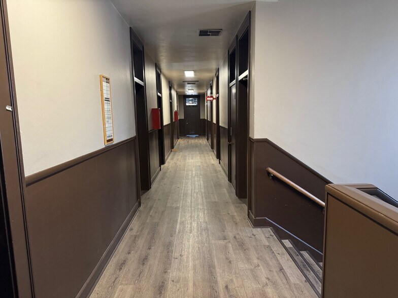 More Photos Of 101 W Main St, Visalia Freestanding For Sale