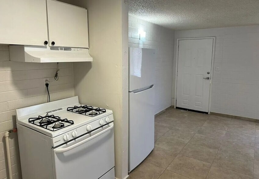 More Photos Of 2053 N Alvernon Rd, Tucson Apartments For Sale